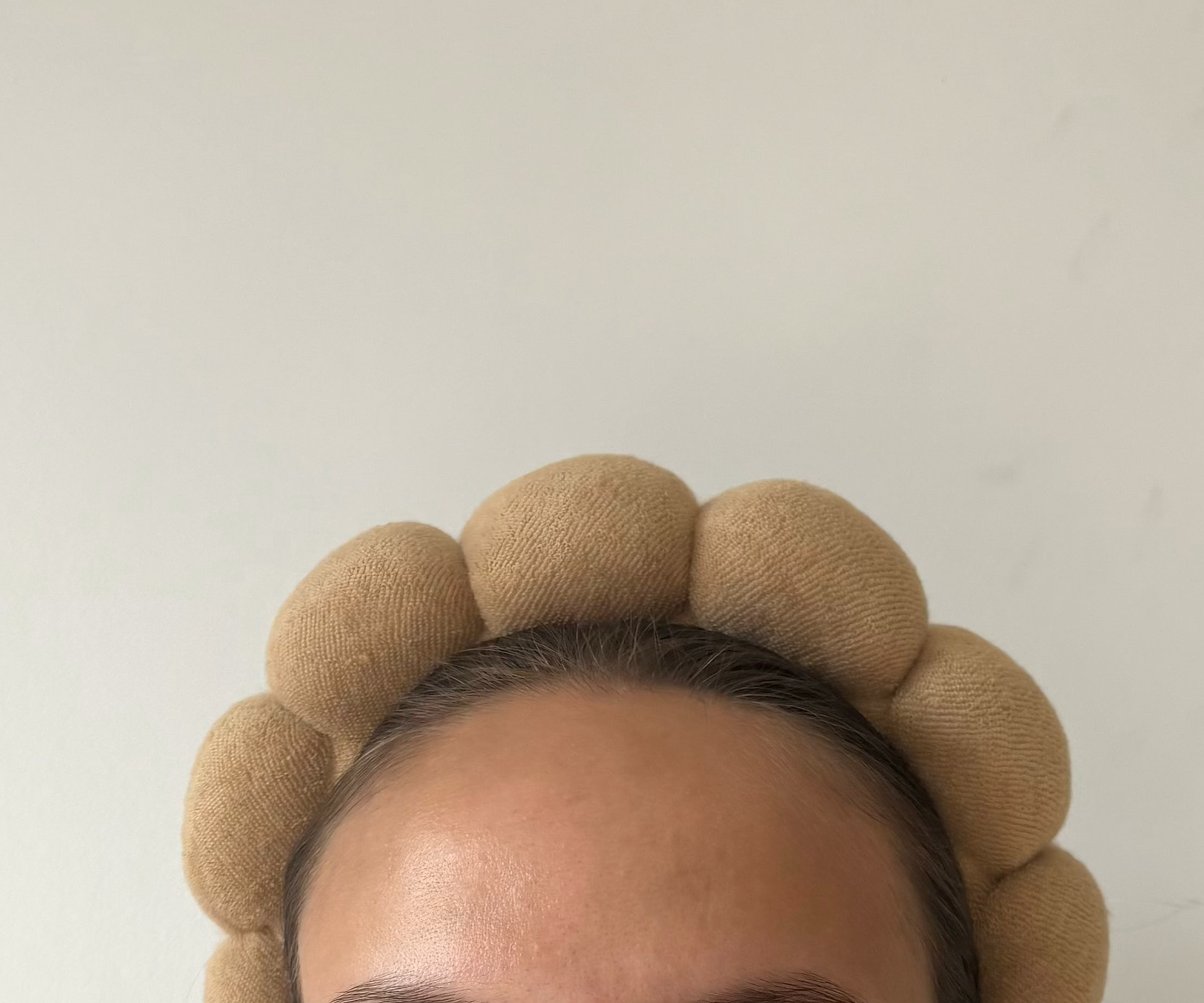 Bubble self-care headband