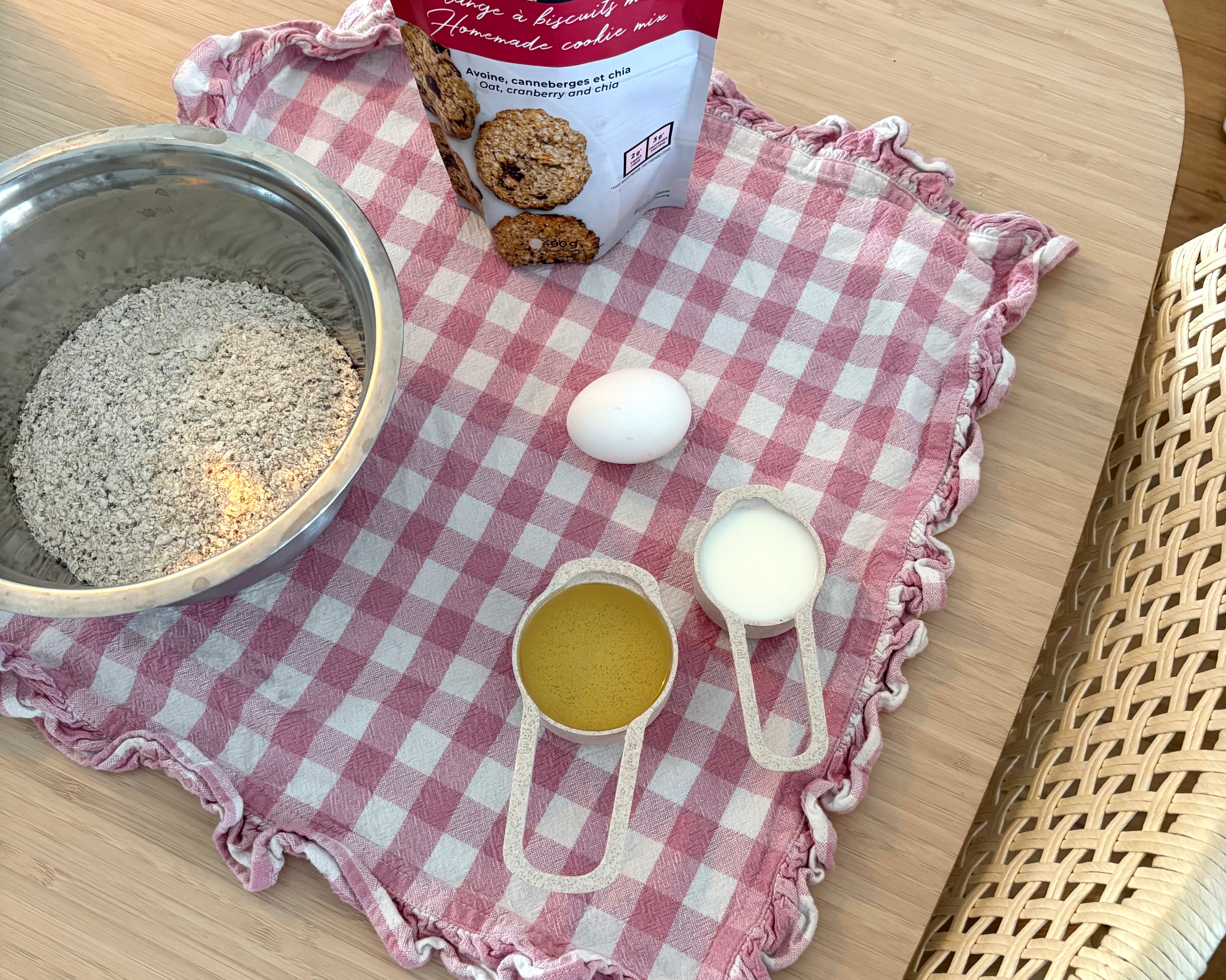 Mélange à biscuits avoine, canneberges et chia - Isabelle Huot