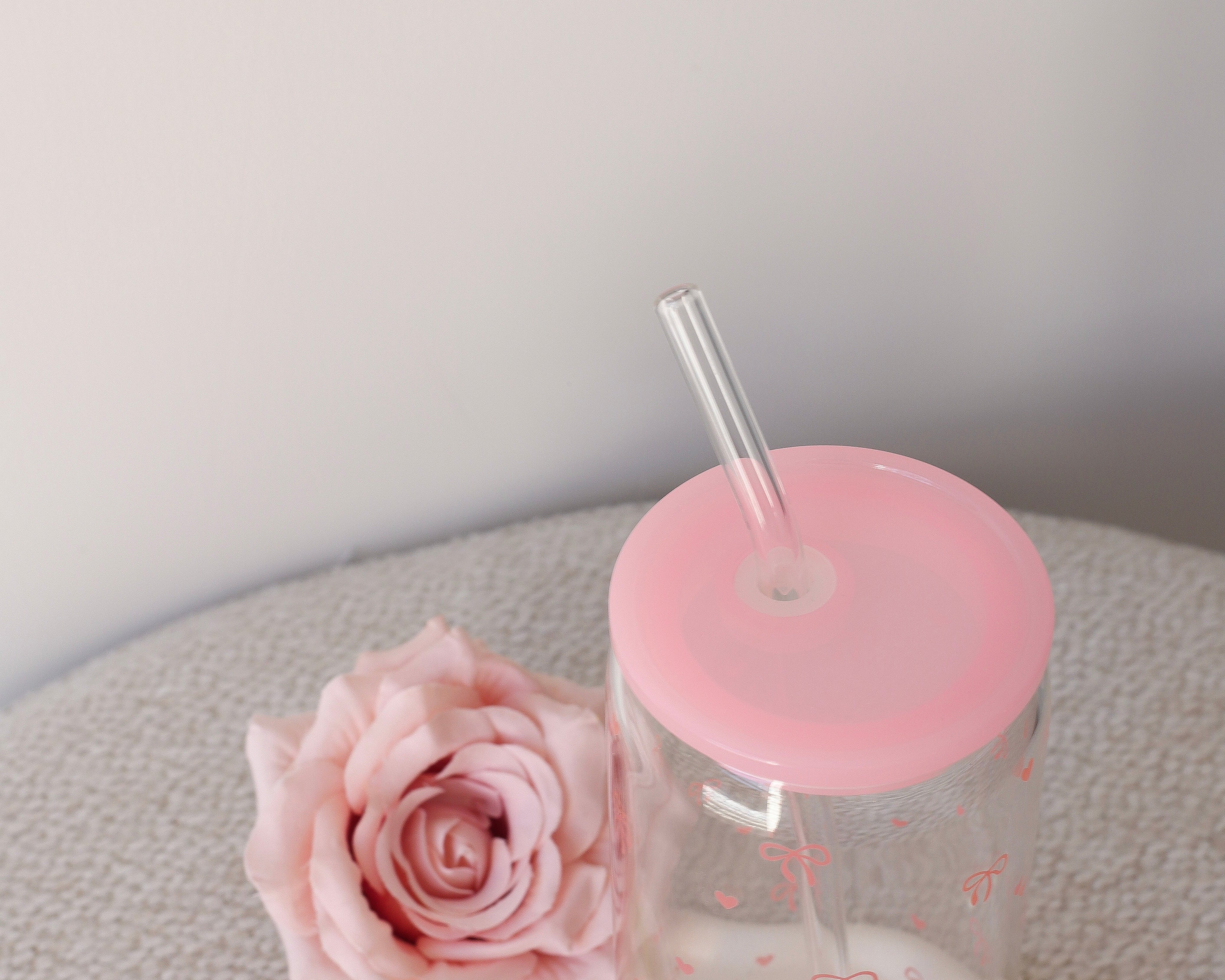 Couvercle rose pour tumbler