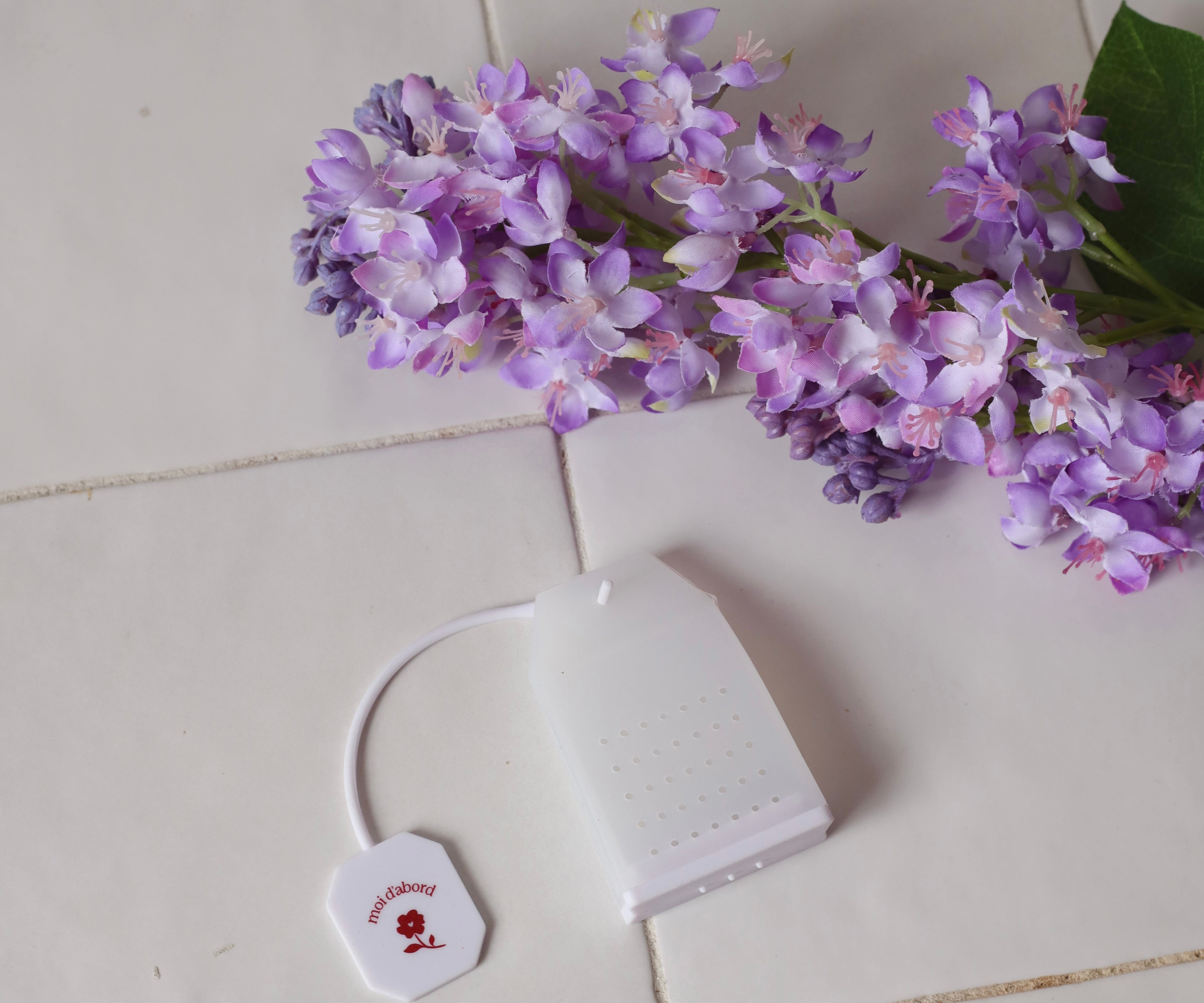 Infuseur en silicone Moi d'abord - lilas