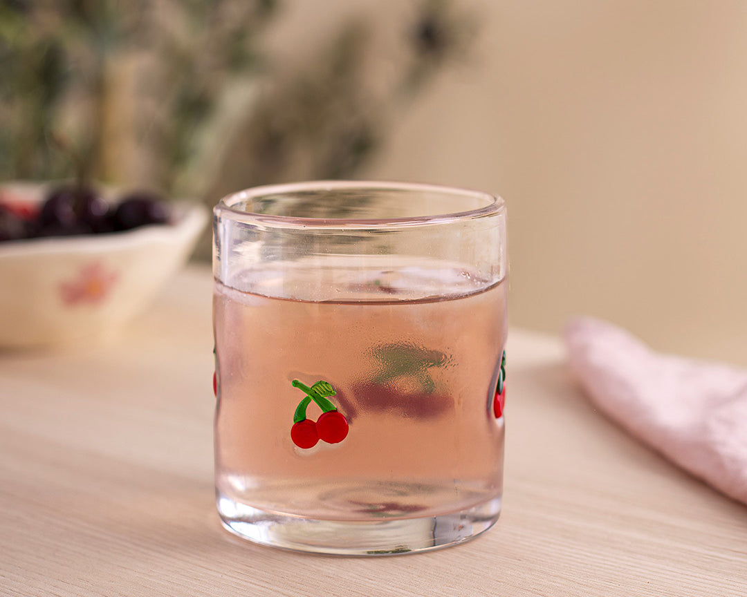 Verre Cerises de Moi d’abord avec icônes de cerises rouges en relief