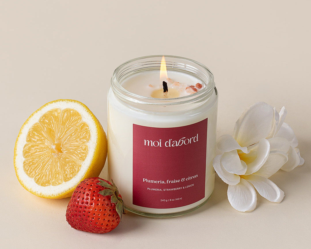 Bougie de soja Plumeria, fraise & citron de Moi d’abord fabriquée au Québec